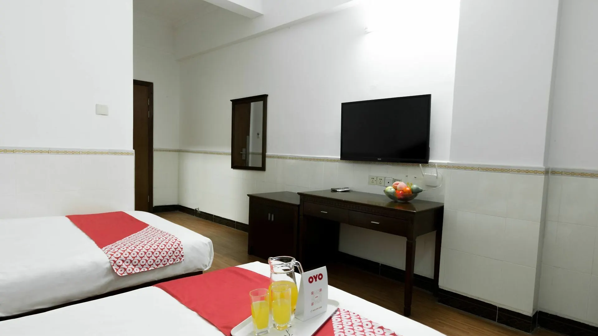Oyo 8009 Pengxin Hotel Shenzhen 2*,